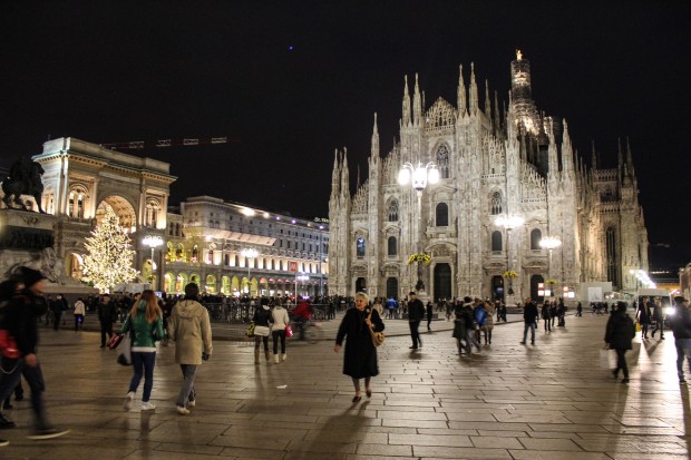 milano_duomo_gece_night